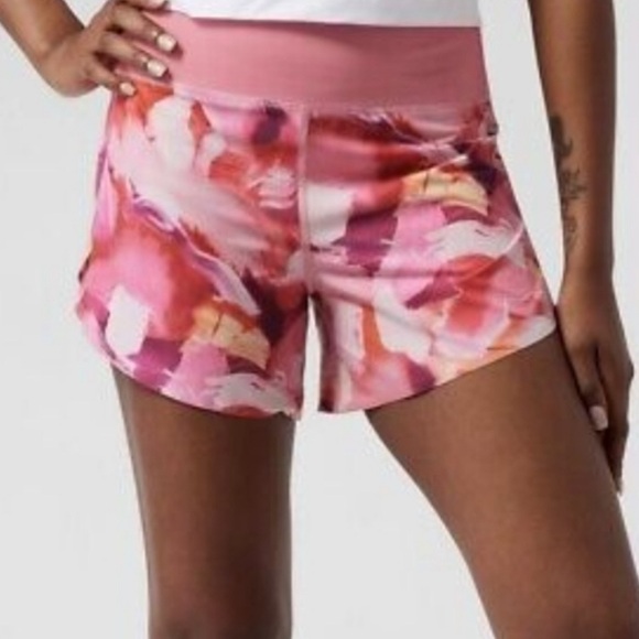 Athleta Women's Printed Run With It 3.5" Short Painted Energy Coral XL NWT - Picture 1 of 11